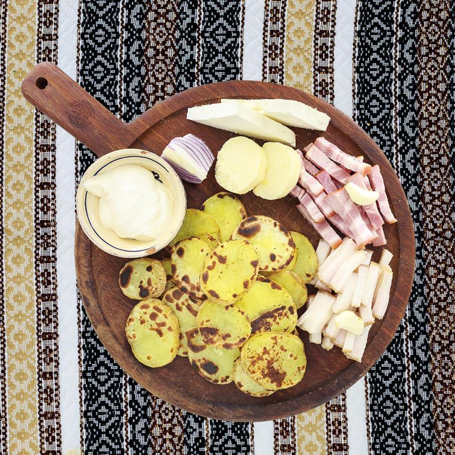 Restaurant Pensiune Bucovina 큼홀룸그몰도베네스크 외부 사진