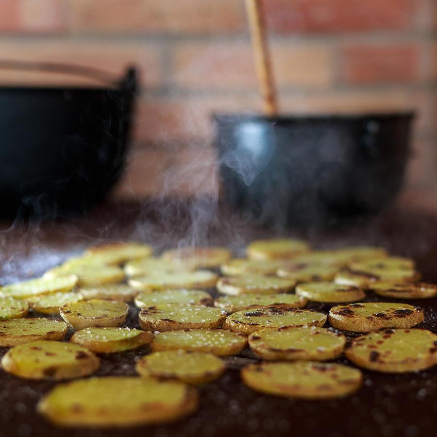 Restaurant Pensiune Bucovina 큼홀룸그몰도베네스크 외부 사진